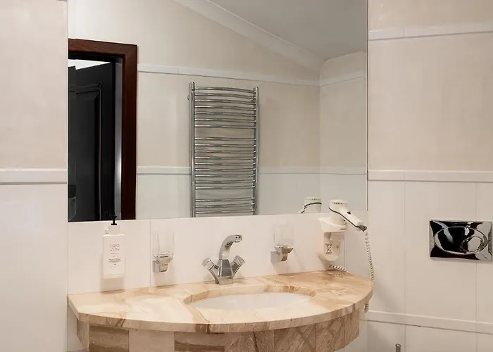 Coco Boutique & 卡尔帕奇